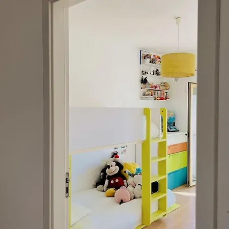 Charm Authentic Family Apartment