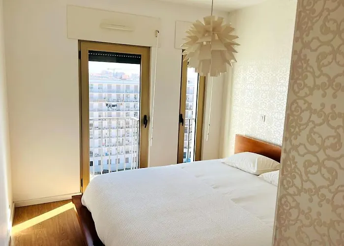 Charm Authentic Family Apartment Lissabon